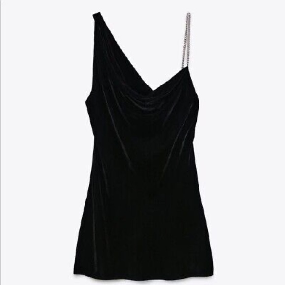 Zara Black Velvet Dress With Chain Stap